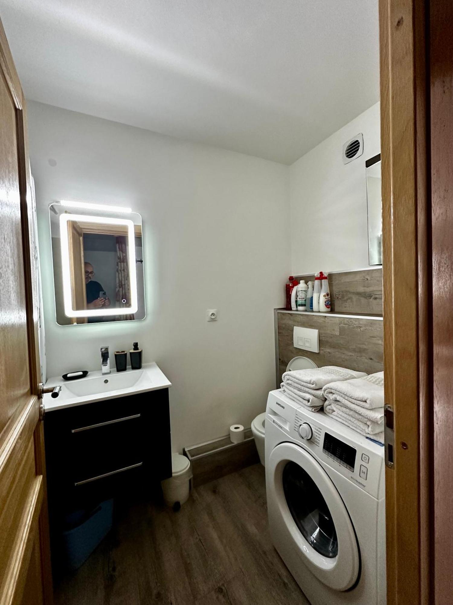 Castel De Roches Apartment แซ็งต์-แฌร์เวส์-เลส์-แบ็งส์ ภายนอก รูปภาพ