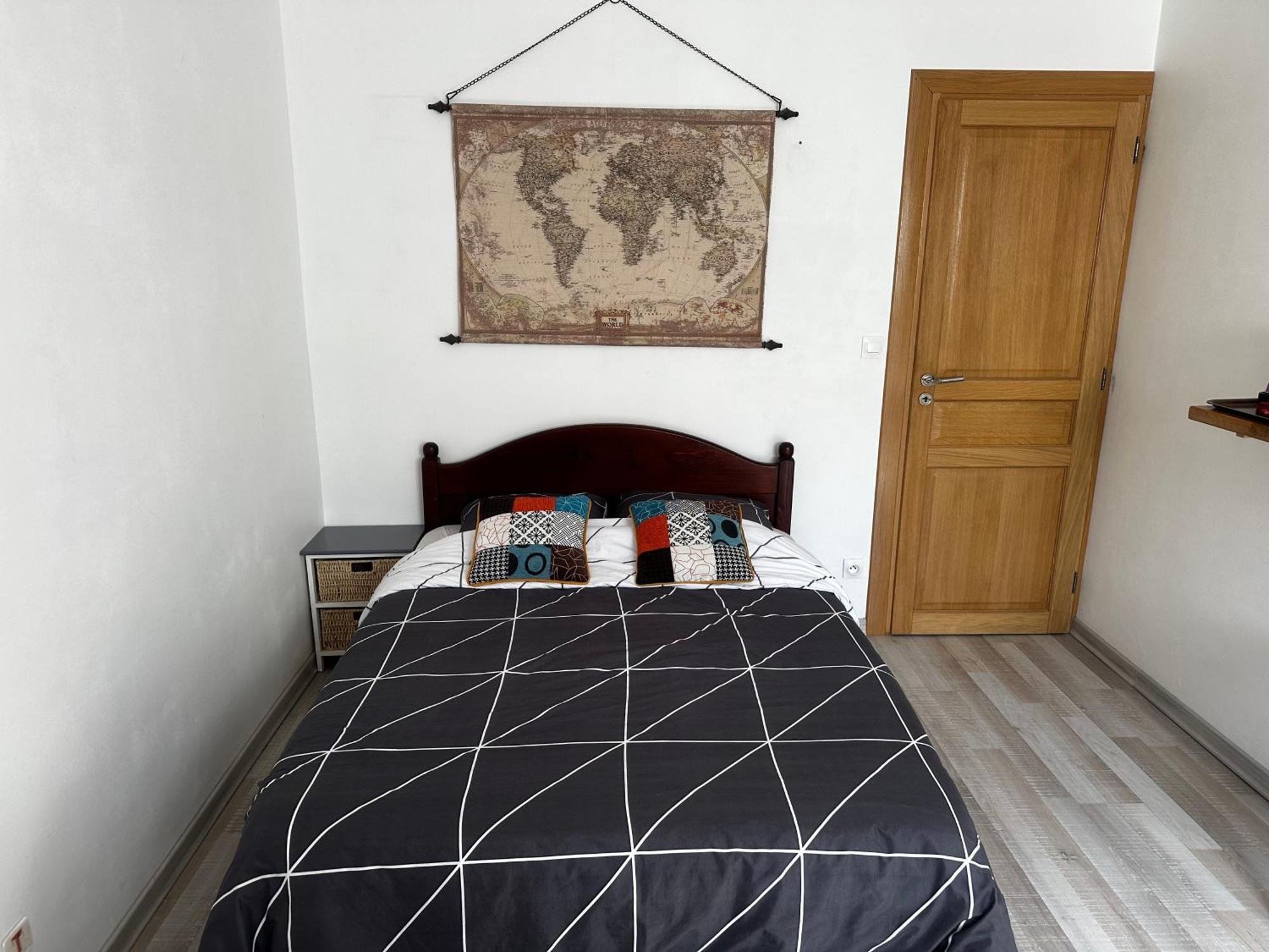 Castel De Roches Apartment แซ็งต์-แฌร์เวส์-เลส์-แบ็งส์ ภายนอก รูปภาพ